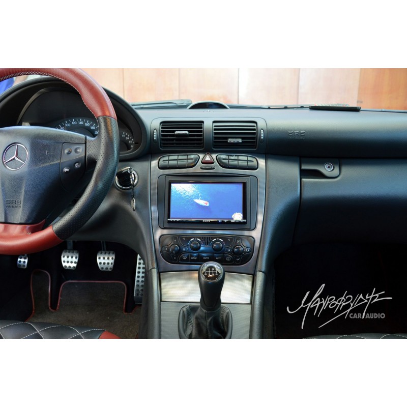 Mercedes-Benz C-Class W203 Multimedia