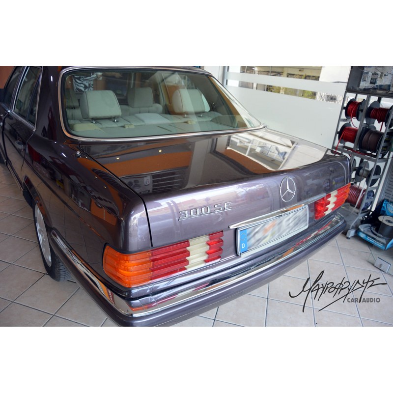 Mercedes-Benz S Class Alpine radio, Rainbow amp & speakers